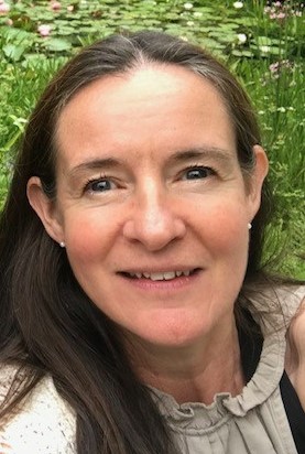 Portrait of Dr Kirsty Harkness